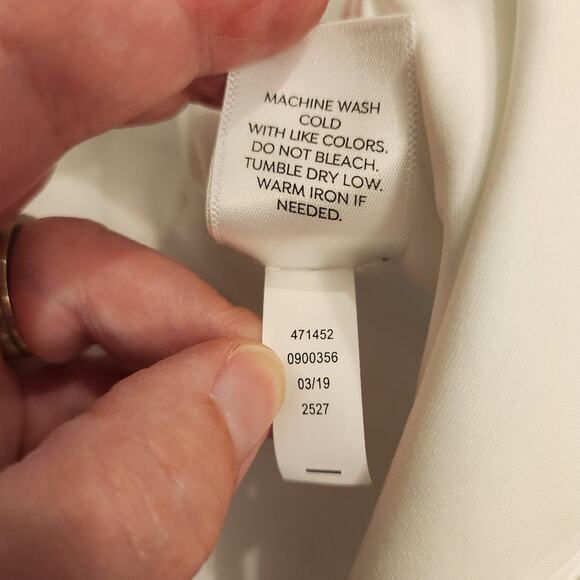 WESTPORT Signature Fit White Mid Rise Cruise Beachy Vacation Neutral Capris 14 - Picture 6 of 12